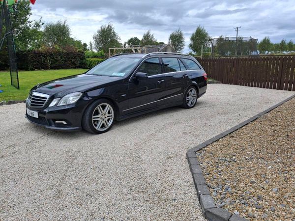 Mercedes-Benz E-Class Estate, Diesel, 2011, Black