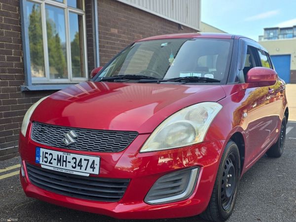 Suzuki Swift Hatchback, Petrol, 2015, Red