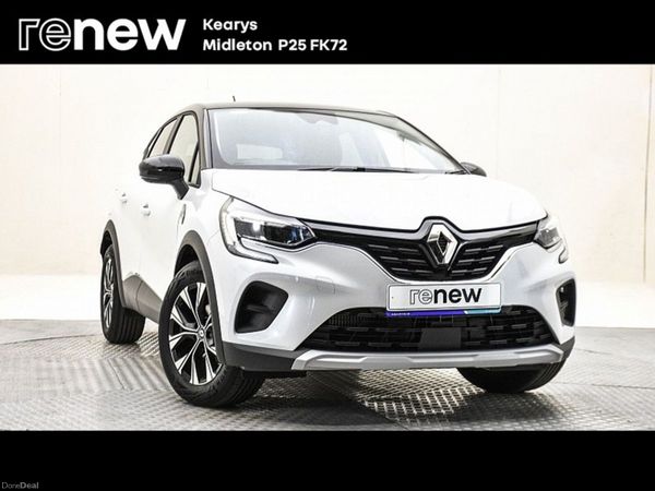 Renault Captur SUV, Petrol, 2022, White
