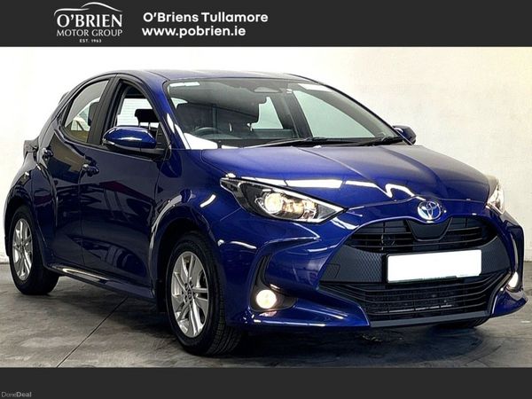 Toyota Yaris Hatchback, Petrol Hybrid, 2025, Blue