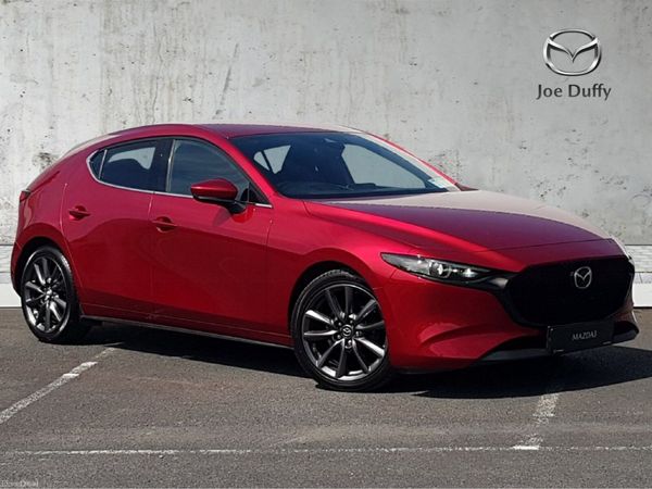 Mazda Mazda3 Hatchback, Petrol, 2021, Red