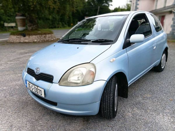 Toyota Yaris Hatchback, Petrol, 2005, Blue