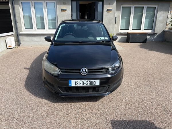 Volkswagen Polo Hatchback, Petrol, 2013, Black