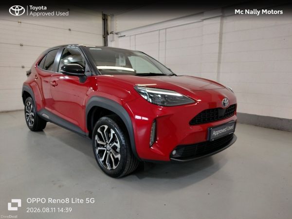 Toyota Yaris Cross Hatchback, Petrol Hybrid, 2023, Red