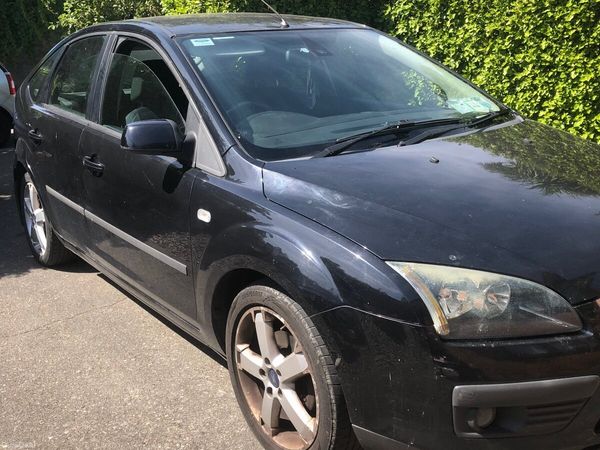 Ford Focus Hatchback, Petrol, 2007, Black