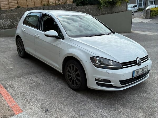 Volkswagen Golf Hatchback, Petrol, 2016, White