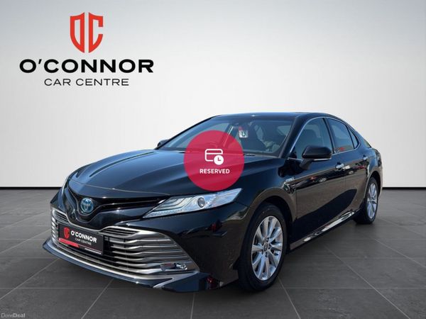Toyota Camry Saloon, Petrol Hybrid, 2018, Black