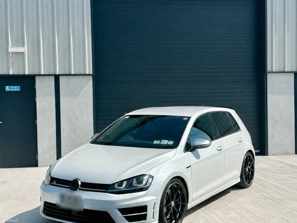 Volkswagen Golf Estate, Petrol, 2016, White