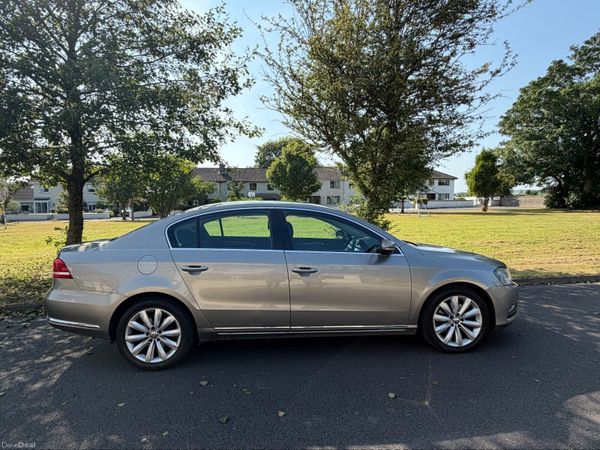 Volkswagen Passat Saloon, Diesel, 2013, Brown