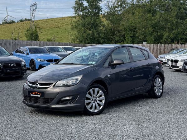 Opel Astra MPV, Petrol, 2013, Grey