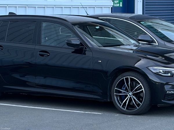 BMW 3-Series Estate, Petrol Plug-in Hybrid, 2021, Black