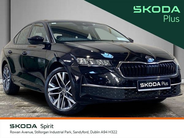 Skoda Octavia Saloon, Petrol, 2024, Black