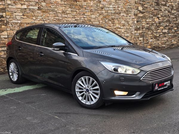 Ford Focus Hatchback, Diesel, 2016, Grey