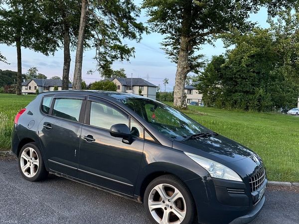 Peugeot 3008 MPV, Diesel, 2010, Grey