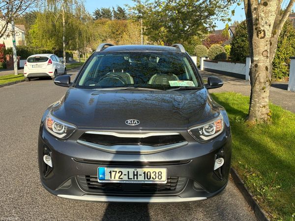 Kia Stonic Estate/Jeep, Petrol, 2017, Grey