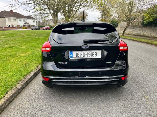Ford Focus Hatchback, Petrol, 2018, Black