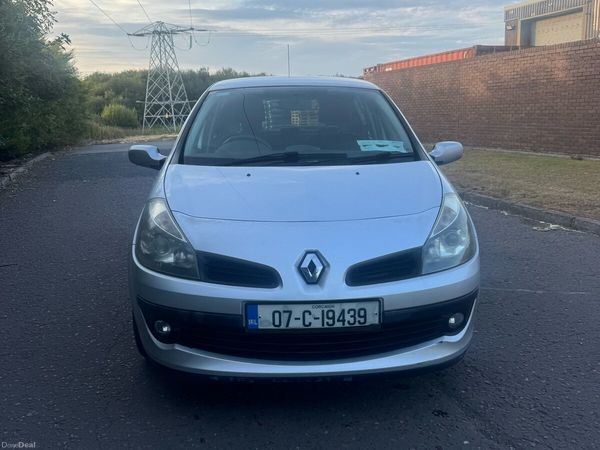 Renault Clio Hatchback, Petrol, 2007, Silver