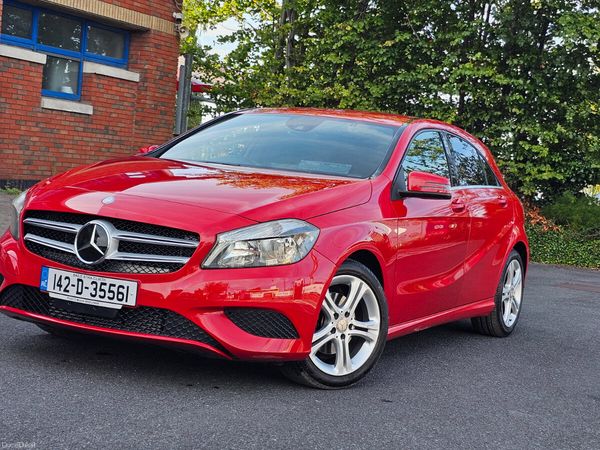 Mercedes-Benz A-Class Hatchback, Petrol, 2014, Red
