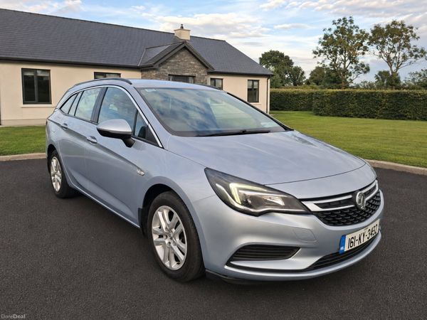 Vauxhall Astra Estate, Diesel, 2016, Silver