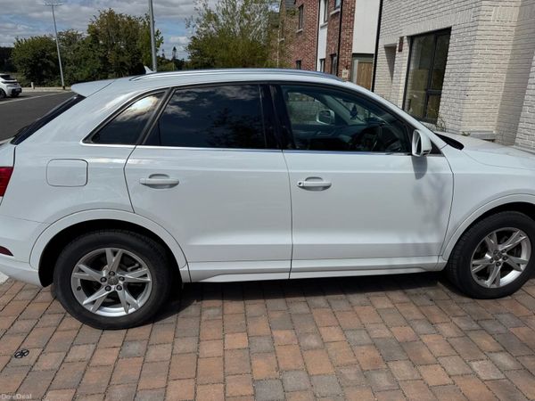 Audi Q3 SUV, Petrol, 2017, White