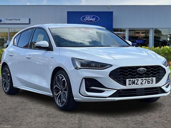 Ford Focus Hatchback, Petrol, 2024, White