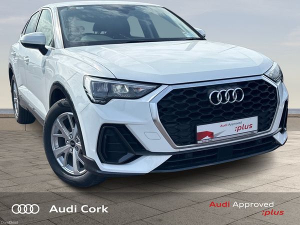 Audi Q3 Hatchback, Petrol, 2022, White