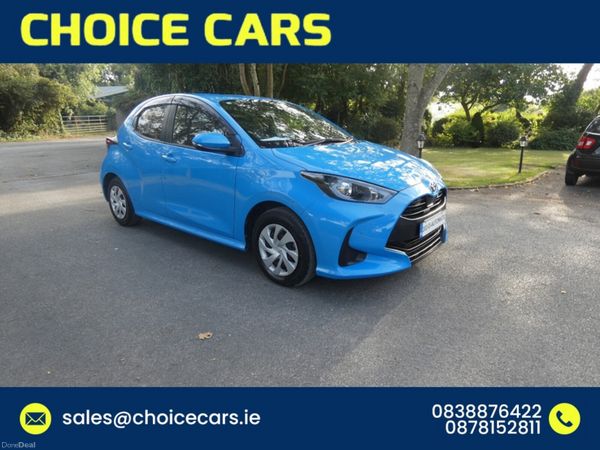 Toyota Yaris Hatchback, Petrol Hybrid, 2020, Blue