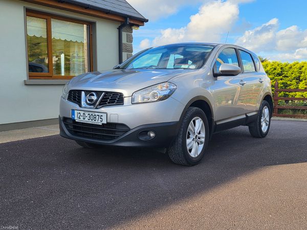 Nissan Qashqai Hatchback, Diesel, 2012, Silver