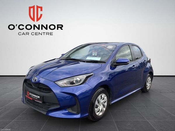 Toyota Yaris Hatchback, Petrol, 2023, Blue