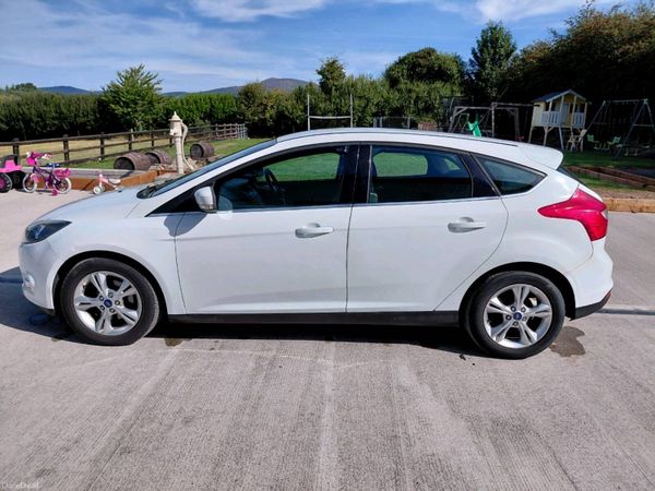 Ford Focus Hatchback, Diesel, 2013, White