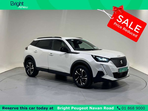 Peugeot 2008 MPV, Petrol, 2023, White