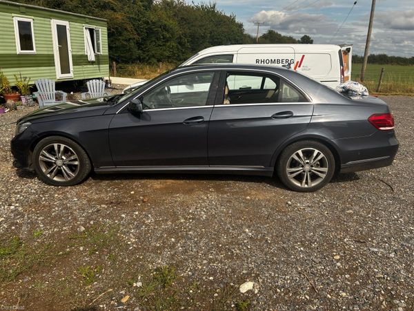 Mercedes-Benz E-Class Saloon, Diesel Hybrid, 2015, Blue