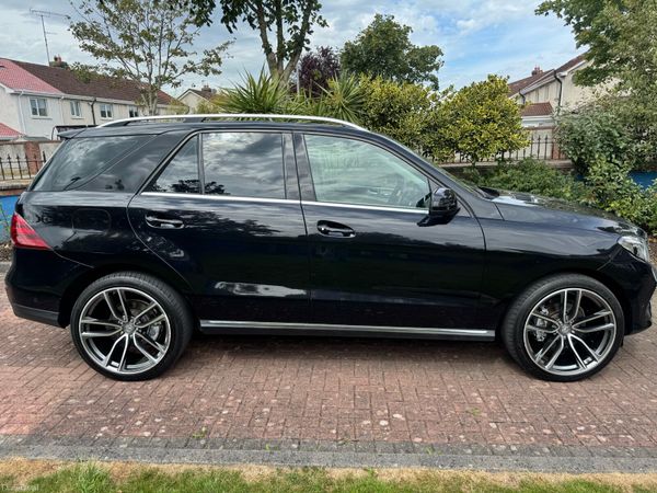 Mercedes-Benz GLE SUV, Diesel, 2017, Black