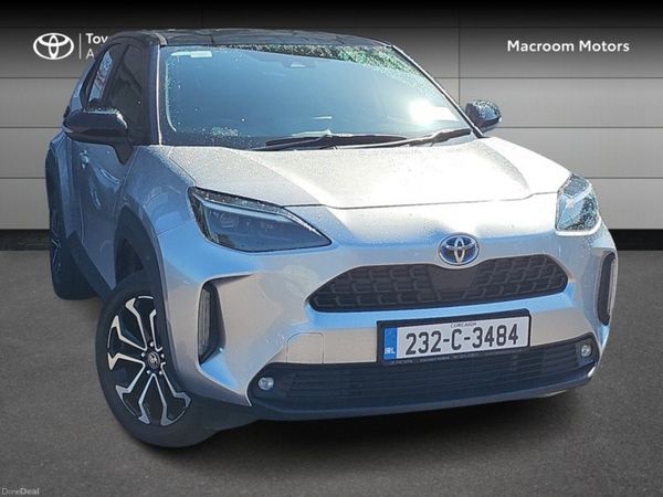 Toyota Yaris Cross Hatchback, Petrol Hybrid, 2023, Grey