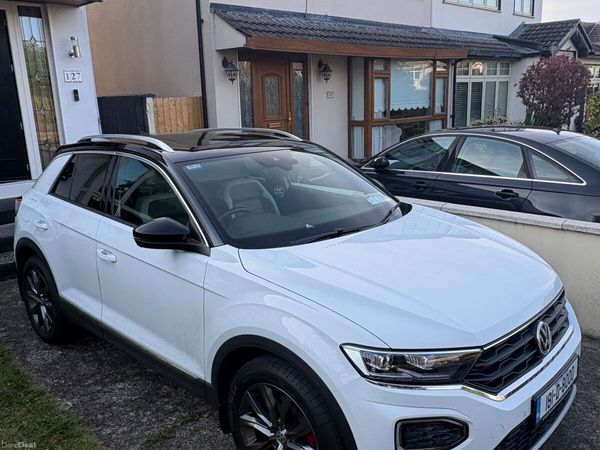Volkswagen T-Roc SUV, Petrol, 2018, White