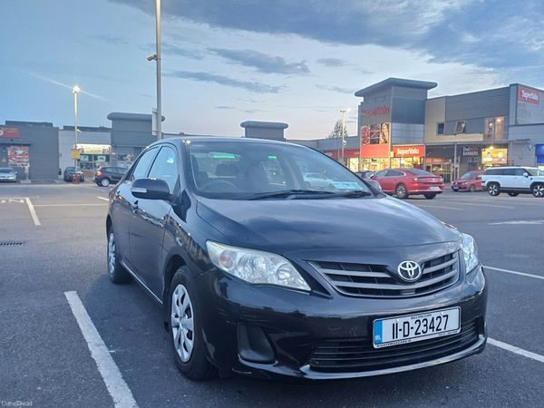 Toyota Corolla Saloon, Diesel, 2011, Black
