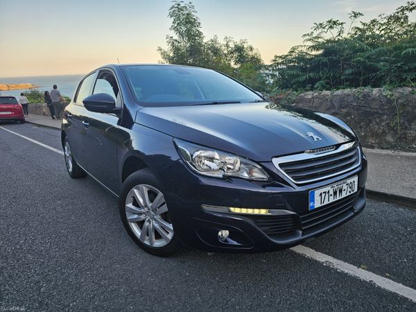 Peugeot 308 Hatchback, Petrol, 2017, Blue