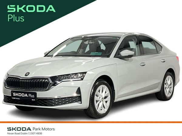 Skoda Octavia Saloon, Petrol, 2026, Grey