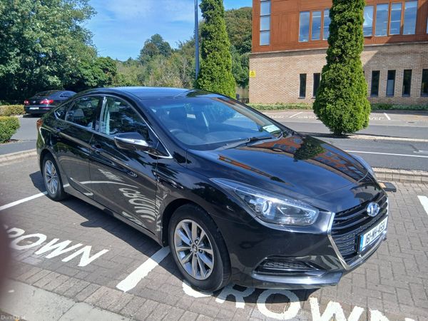 Hyundai i40 Saloon, Diesel, 2016, Black