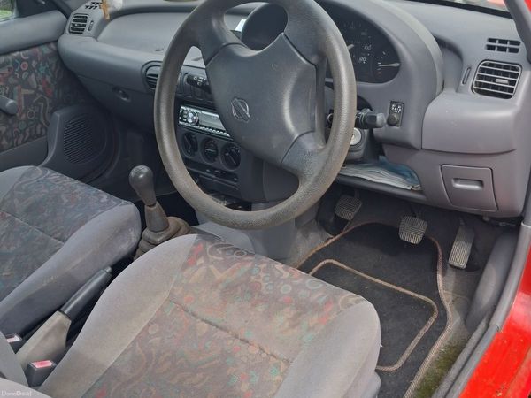 Nissan Micra Hatchback, Petrol, 1997, Red