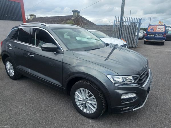 Volkswagen T-Roc SUV, Diesel, 2019, Grey