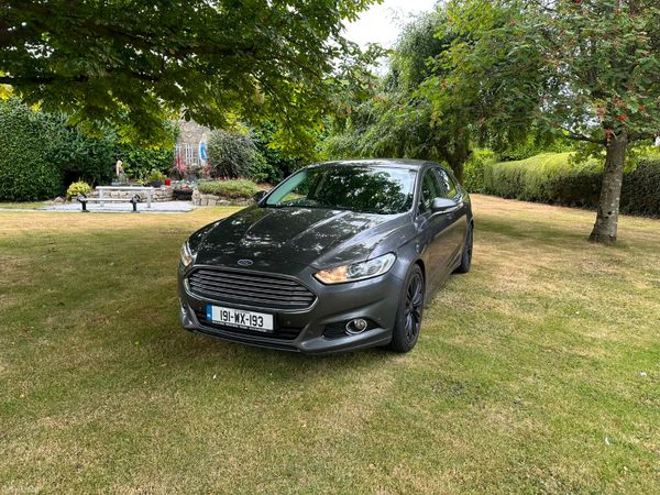 Ford Mondeo Hatchback, Diesel, 2019, Grey
