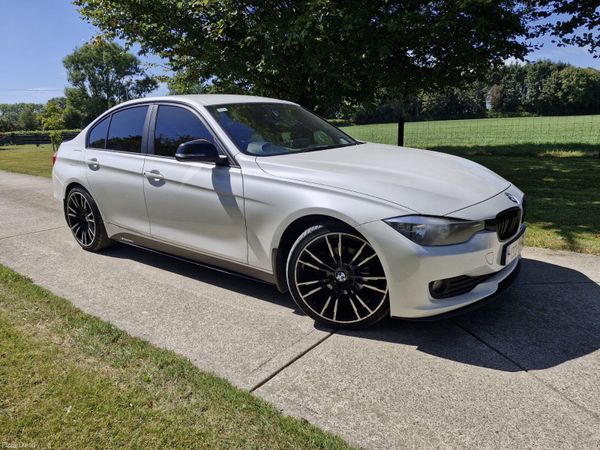 BMW 3-Series Saloon, Diesel, 2013, White