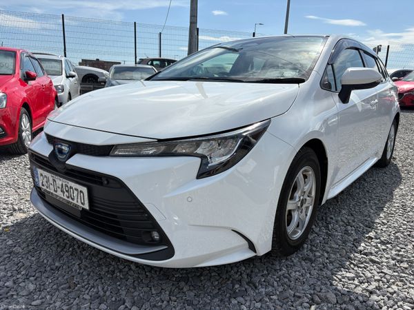 Toyota Corolla Estate, Petrol Hybrid, 2023, White
