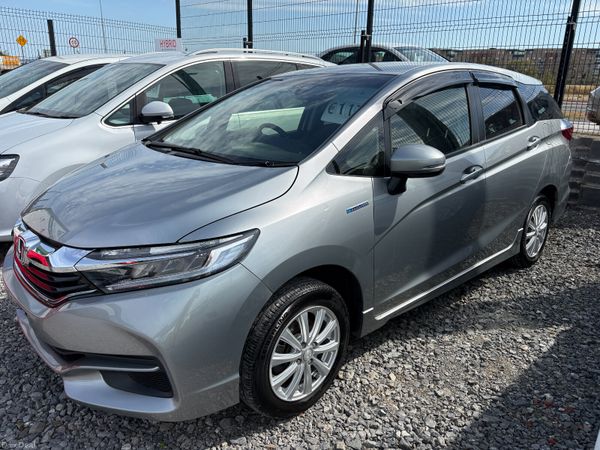 Honda Shuttle SUV, Petrol Hybrid, 2016, Grey
