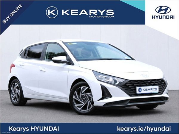 Hyundai i20 Hatchback, Petrol, 2026, White