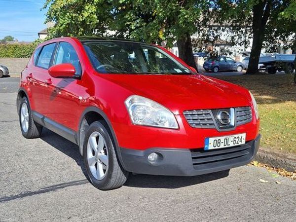 Nissan Qashqai Hatchback, Petrol, 2008, Red