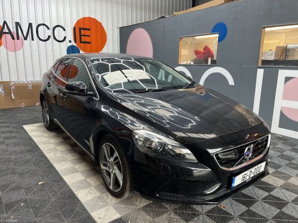 Volvo V40 Estate, Diesel, 2016, Black