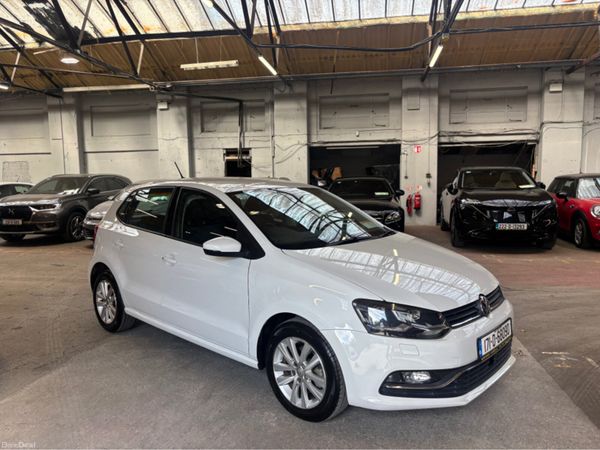 Volkswagen Polo Hatchback, Petrol, 2017, White