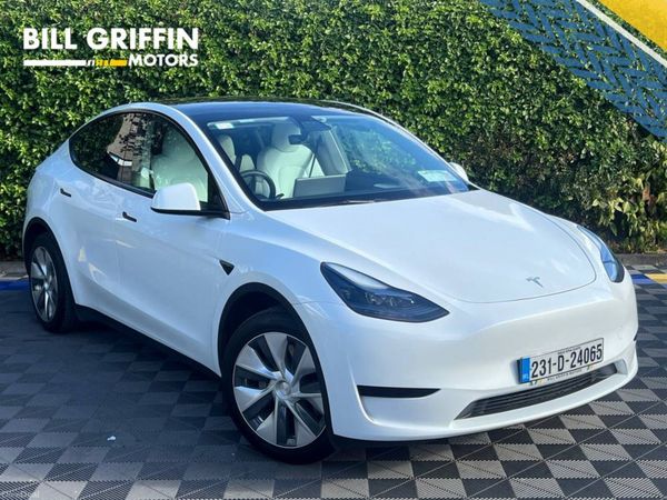 Tesla Model Y MPV, Electric, 2023, White